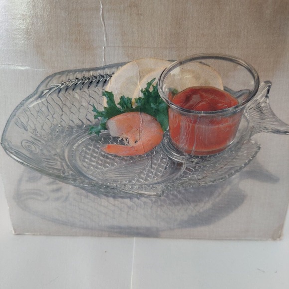 VTG Glass Plates Etched Tapas Appetizer Party Fish Set Shrimp Cocktail Tuscany - Picture 11 of 16